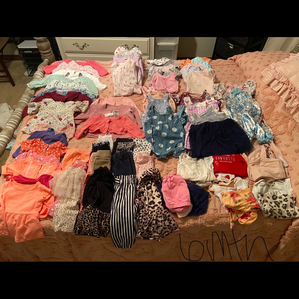 Baby girl clothes lot